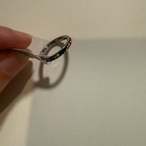 Ring with multicolored stones